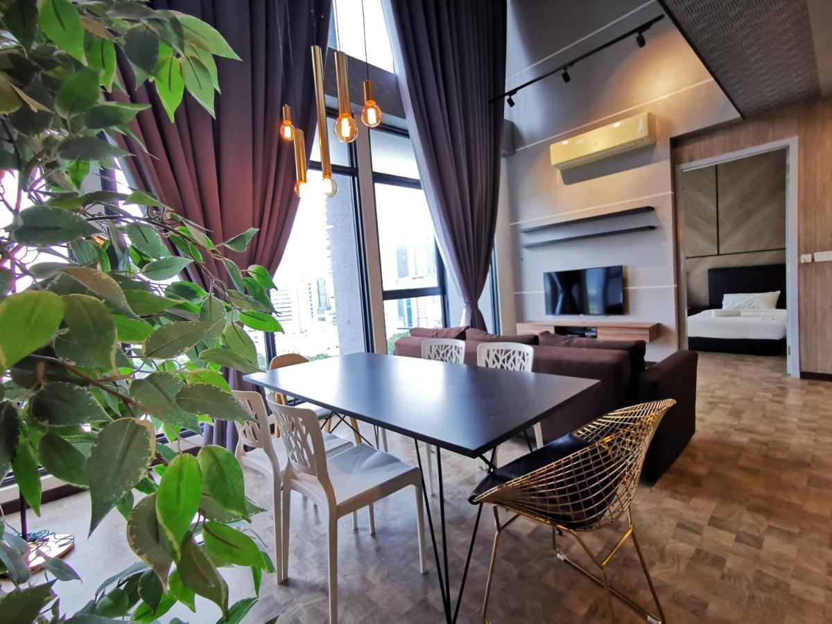 Expressionz Professional Suites By Aurora Summer Suites Kuala Lumpur Room photo